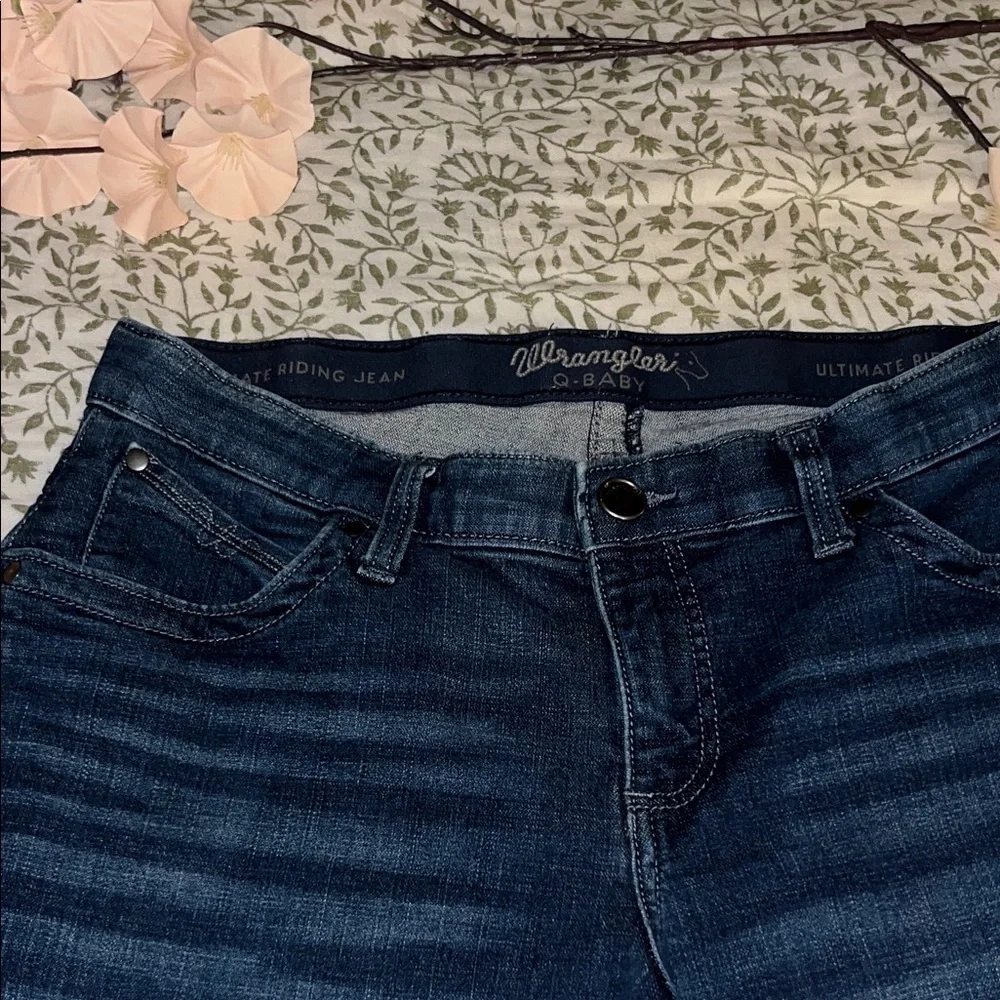 Wrangler Women's Dark Blue Bootcut Jeans with Embroidered Back Pockets - Picture 5 of 12